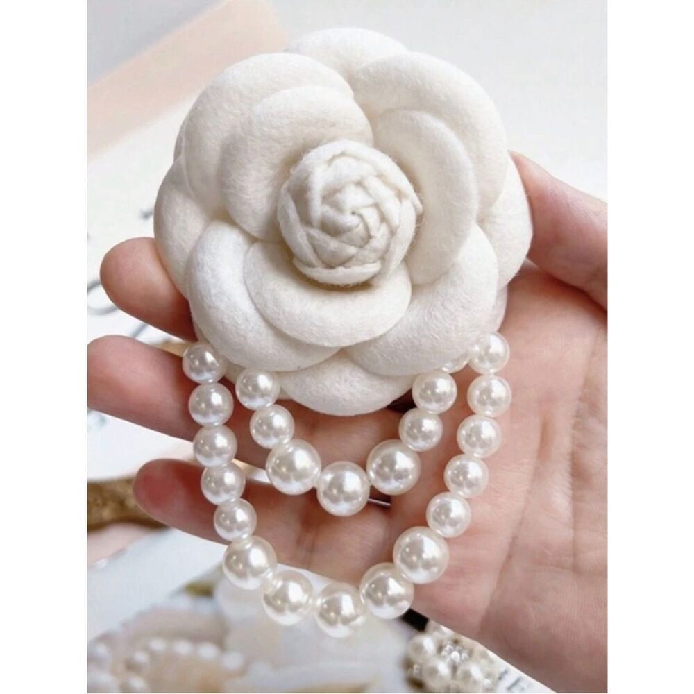 White Camellia Flower Pearl Brooch M765
